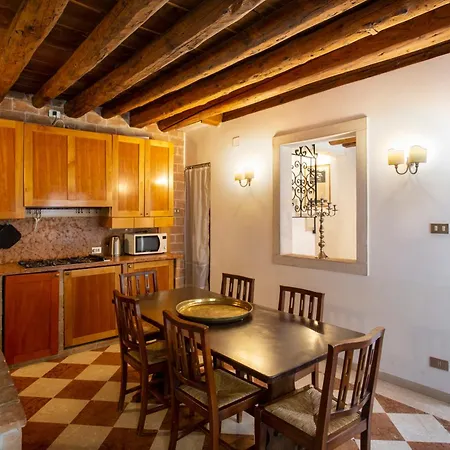 A Due Passi Dall'antico Ghetto, Sestiere Di Cannaregio Venedig