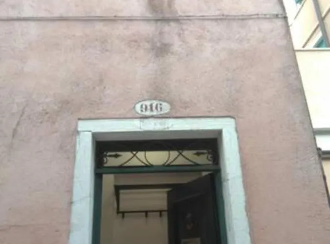 شقة A Due Passi Dall'antico Ghetto, Sestiere Di Cannaregio